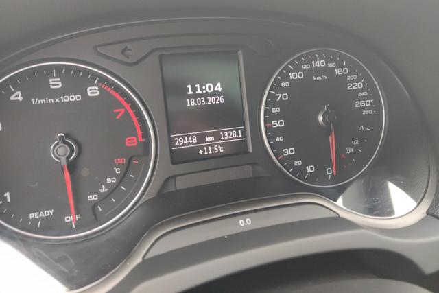 Audi A3 2018 30th Anniversary Limousine 35 TFSI Sport – фото 17