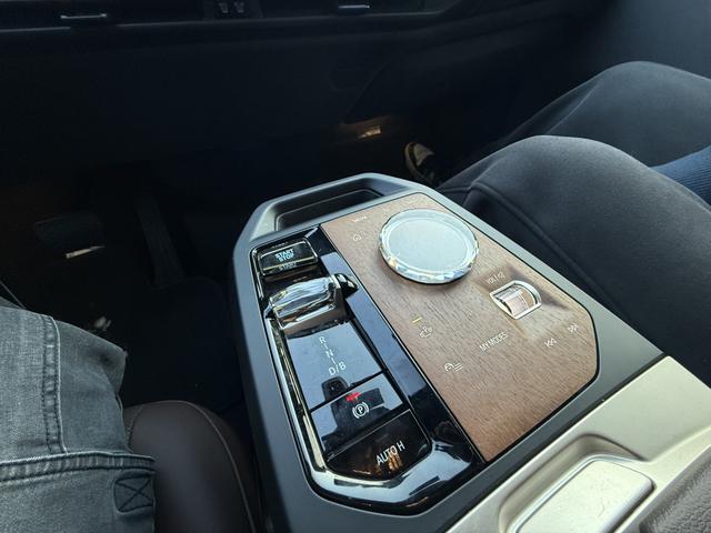 BMW iX 2022 xDrive40 – фото 5