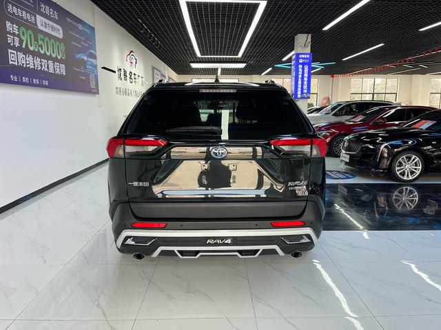 Toyota RAV4 Модель 2022 года Hybrid 2.5L CVT 2WD Elite Edition – фото 8