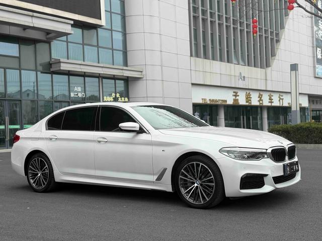 BMW 5 Series Модель 2020 года 530Li Exclusive M Sports Set – фото 10