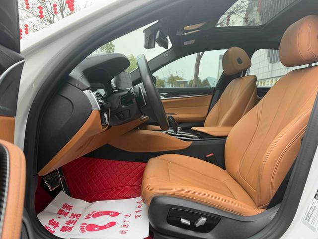 BMW 5 Series Модель 2020 года 530Li Exclusive M Sports Set – фото 16