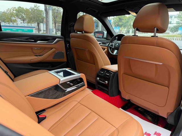 BMW 5 Series Модель 2020 года 530Li Exclusive M Sports Set – фото 23