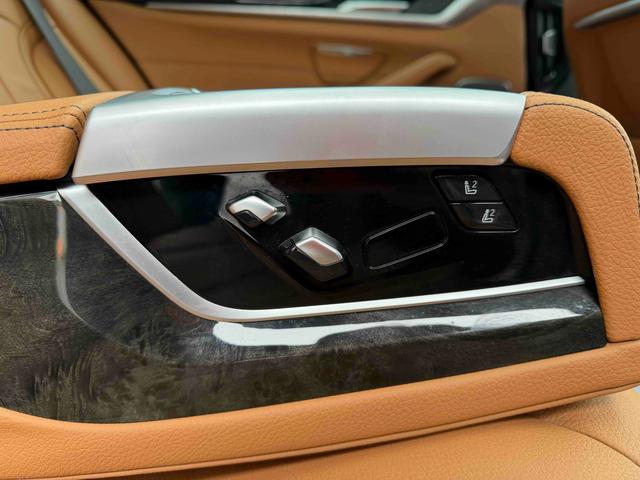 BMW 5 Series Модель 2020 года 530Li Exclusive M Sports Set – фото 24
