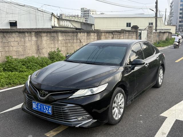 Toyota Camry 2019 2.0G Luxury China VI – фото 1