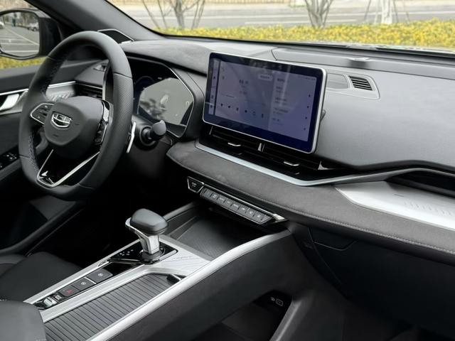 Geely StarRui 2024 1.5T Longteng Edition – фото 3