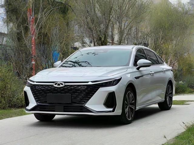 Chery Arrizo 8 Модель 2022 года 1.6TGDI DCT Ya – фото 1