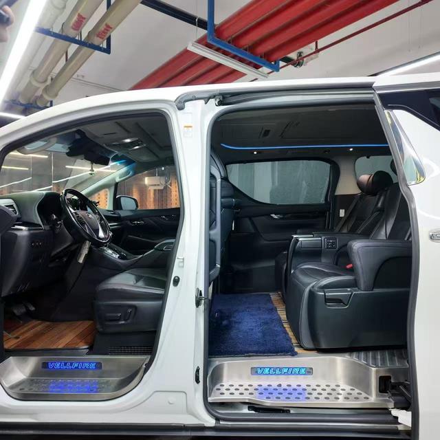 Vell f ire Модель 2020 года Hybrid 2.5L HV Deluxe Edition – фото 3