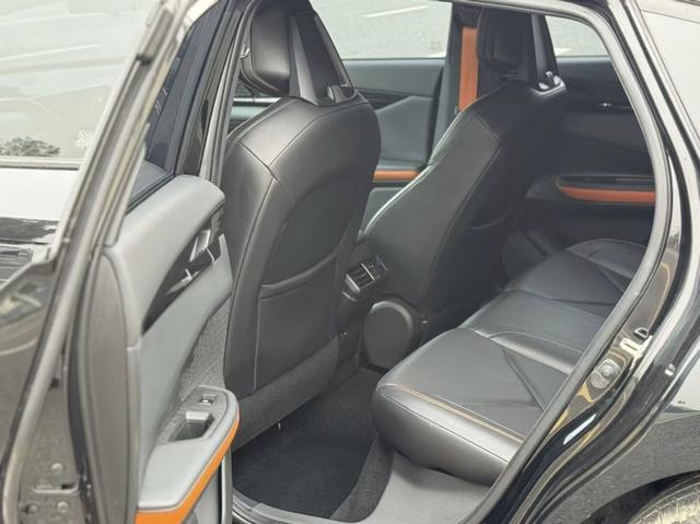 Changan UNI-V 2024 1.5T Premium Enjoy – фото 6