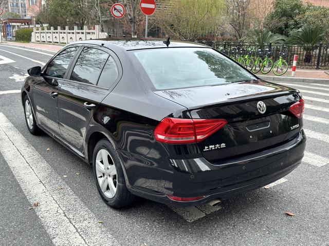 Volkswagen Lavida 2017 1.6L Automatic Style – фото 6