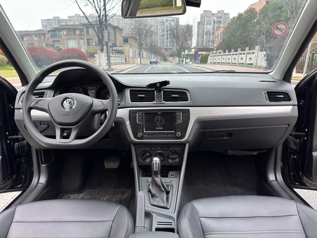 Volkswagen Lavida 2017 1.6L Automatic Style – фото 12
