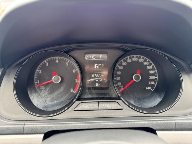 Volkswagen Lavida 2017 1.6L Automatic Style – фото 14
