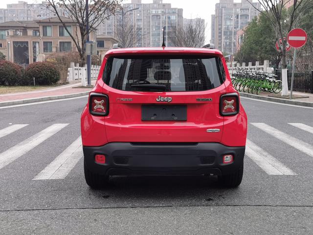 Jeep Renegade 2018 Connected Big Screen 180T Automatic High Power – фото 6
