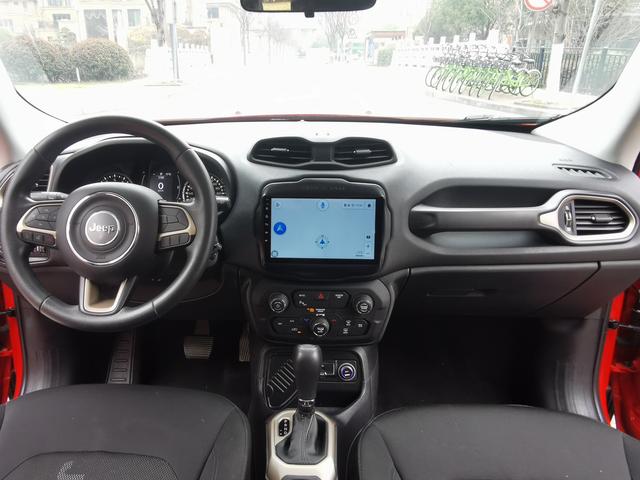 Jeep Renegade 2018 Connected Big Screen 180T Automatic High Power – фото 12