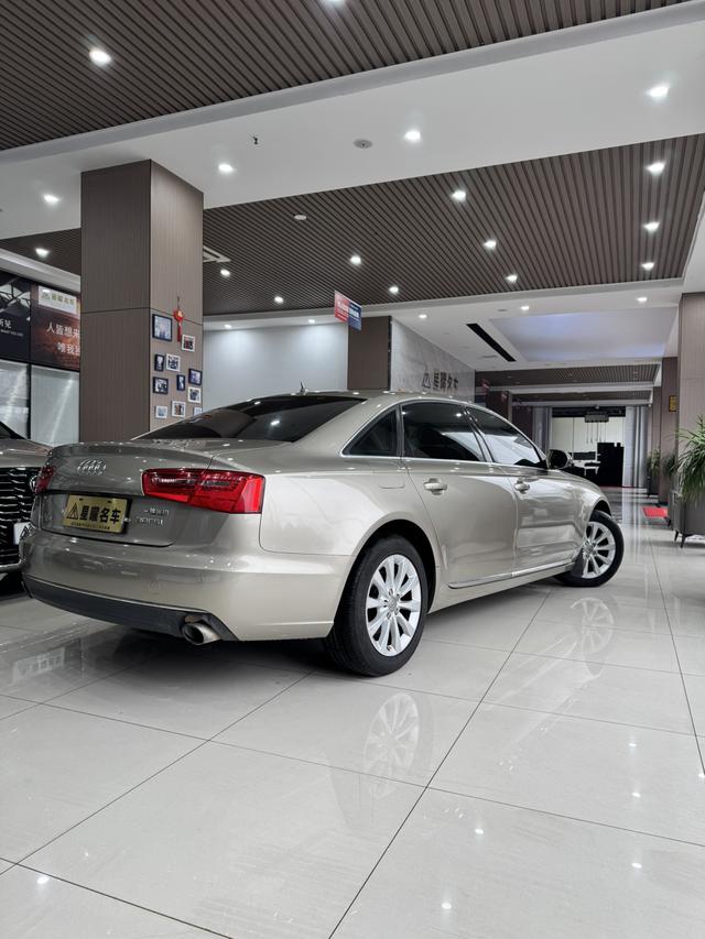 Audi A6L 2012 модификация 30 FSI Luxury – фото 4