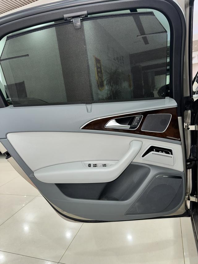 Audi A6L 2012 модификация 30 FSI Luxury – фото 24