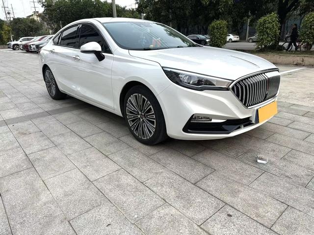 Hongqi H5 Classic Модель 2022 года Classic модификация 1.8T автоматическое Flag Rhythm Edition – фото 3