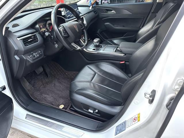 Hongqi H5 Classic Модель 2022 года Classic модификация 1.8T автоматическое Flag Rhythm Edition – фото 4