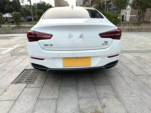 Hongqi H5 Classic Модель 2022 года Classic модификация 1.8T автоматическое Flag Rhythm Edition – фото 7