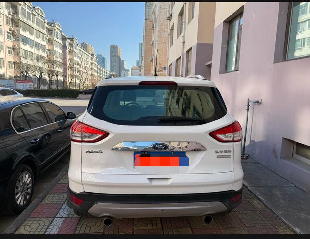 Ford Kuga 2015 1.5L GTDi 2WD Fashion – фото 6