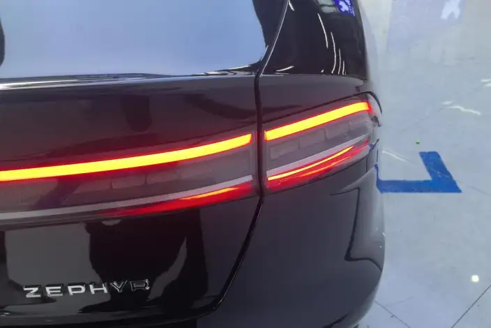 Lincoln Z 2024 Model 2.0T 2WD Zun Shang Hybrid version