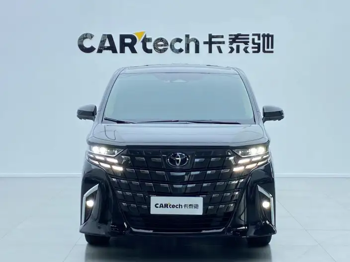 Elfa 2023 Model 2.5L Intelligent Hybrid 4WD Premium