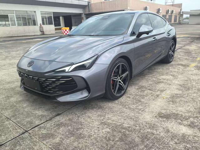 MG7 2023 2.0T Automatic Beauty Hunter Premium