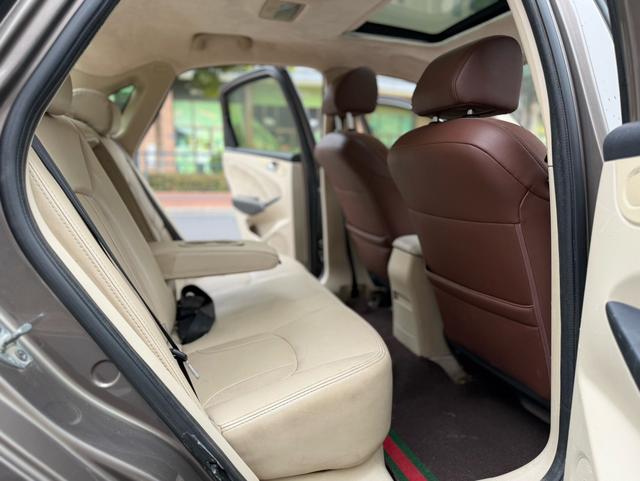 Arrizo 7 2015 модификация 1.6L CVT Zhishang Edition – фото 14