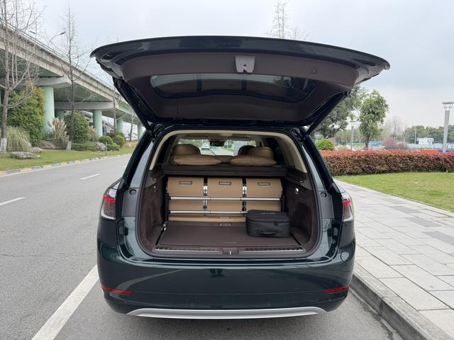AITO M9 2024 Extended-Range Ultra 5-seater – фото 14