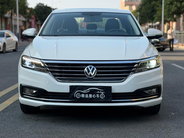 Volkswagen Lavida 2022 280TSI DSG Comfort – фото 2