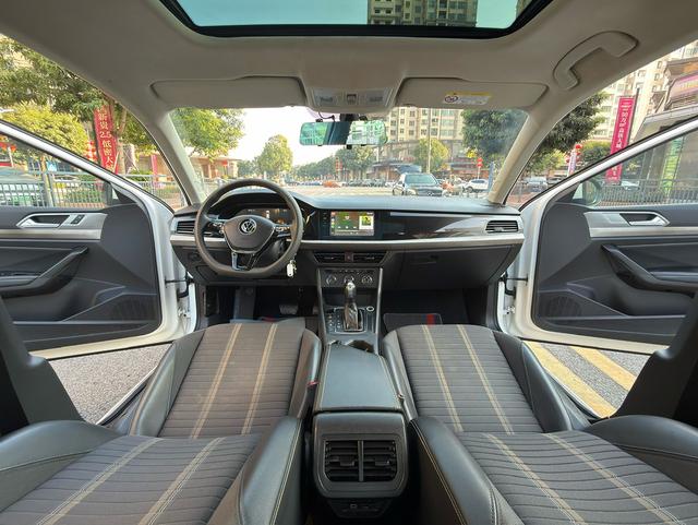 Volkswagen Lavida 2022 280TSI DSG Comfort – фото 16