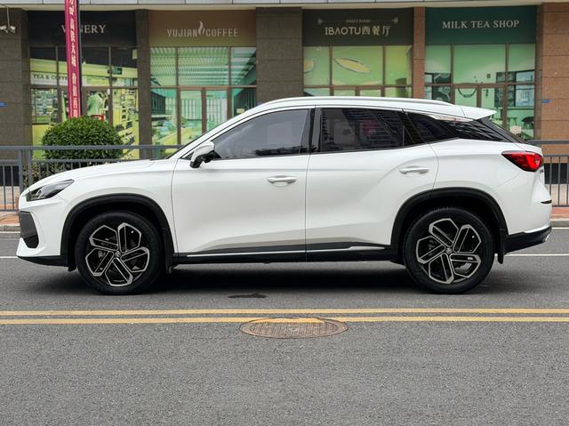 MG One 2022 β-Quality Li f e Series 1.5T Great Satis f action 1228 Edition – фото 8