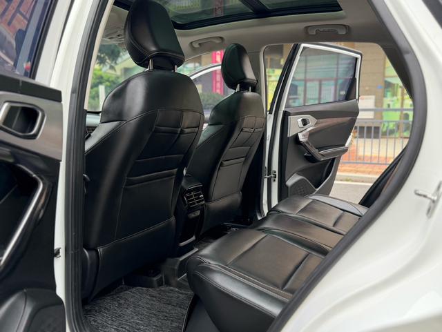 MG One 2022 β-Quality Li f e Series 1.5T Great Satis f action 1228 Edition – фото 12