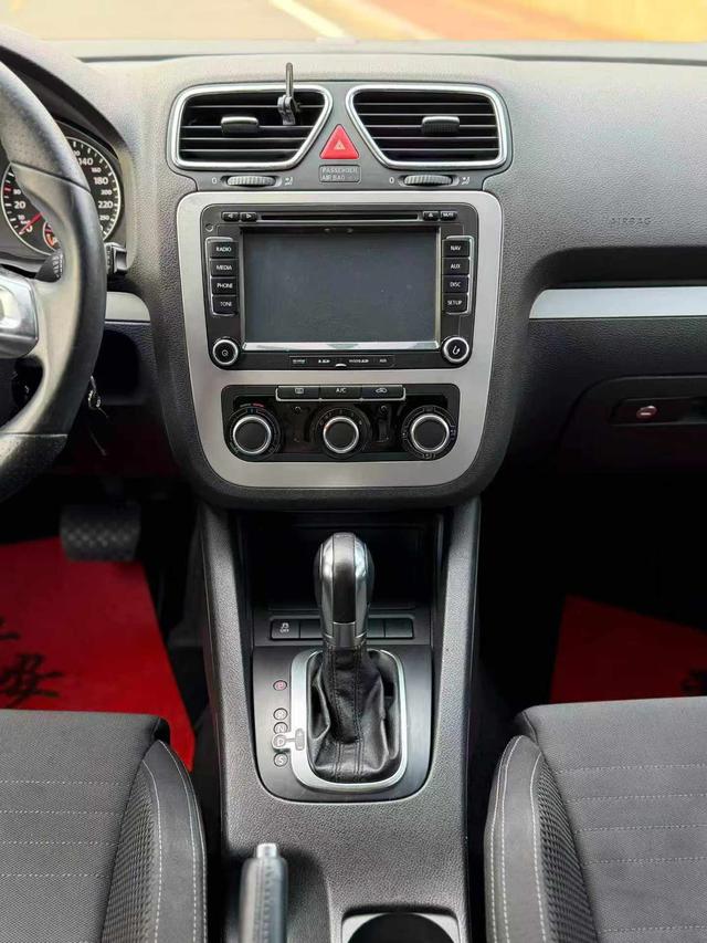 Volkswagen Scirocco 2013 1.4TSI GTS – фото 9