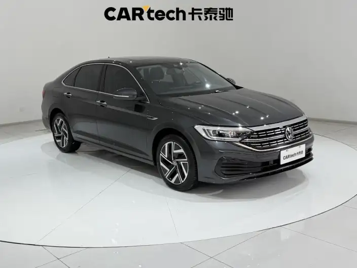 Volkswagen Sagitar 2023 Model 300TSI DSG Beyond Edition