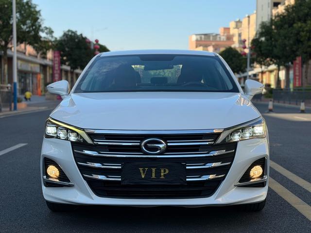 GAC Trumpchi GA8 2017 320T Premium Модель 2019 года 270T автоматическое Exclusive Edition – фото 2