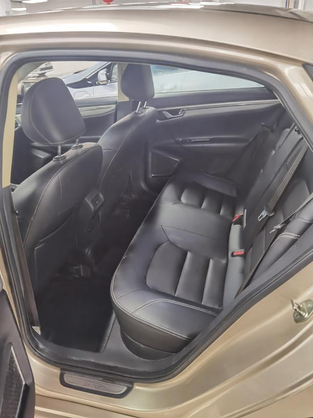 Geely Emgrand GL 2017 модификация 1.8L Manual Dynamic – фото 8
