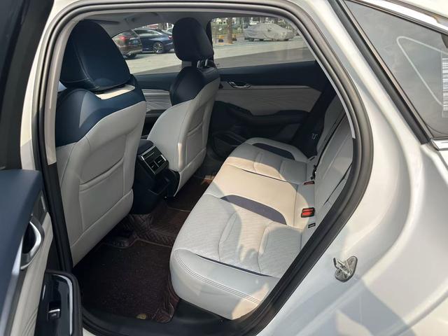 Geely Xingrui 2021 2.0T Premium – фото 6