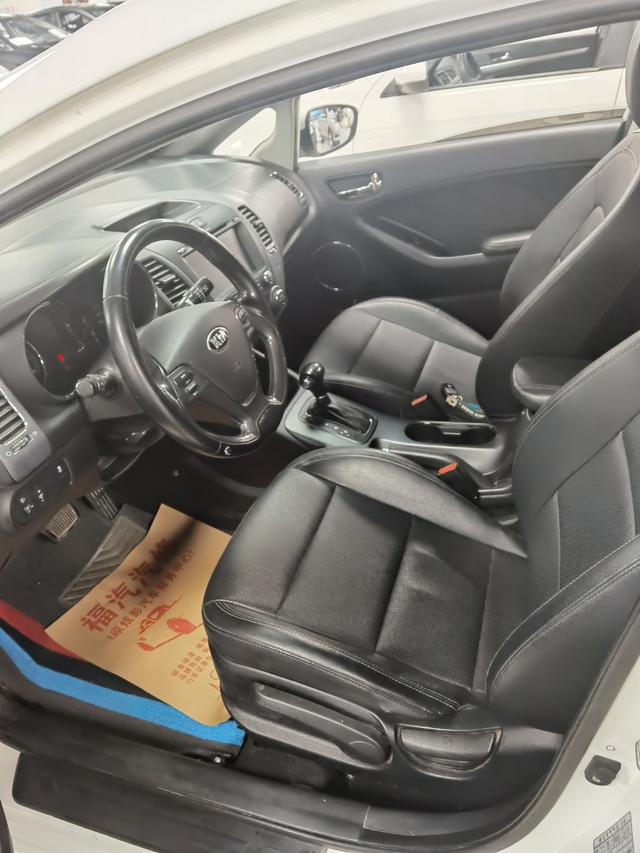 Kia K3 2015 модификация 1.6L автоматическое DLX – фото 7