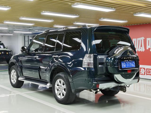 Mitsubishi Pajero Imported 2012 модификация 3.0L Deluxe Edition – фото 6