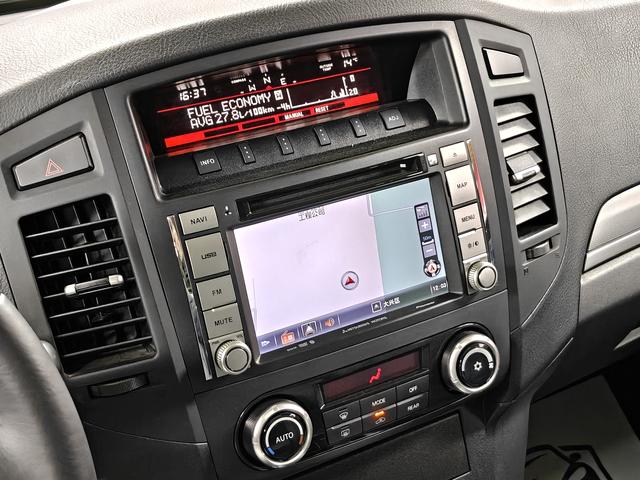 Mitsubishi Pajero Imported 2012 модификация 3.0L Deluxe Edition – фото 11
