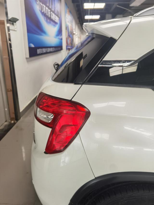 Citroën C4 AIRCROSS Imported 2013 модификация 2.0L 2WD Com f ort Edition – фото 5