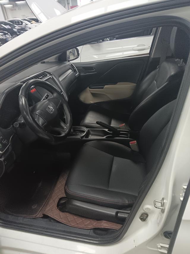 Honda Greiz 2016 1.5L CVT Classic – фото 5