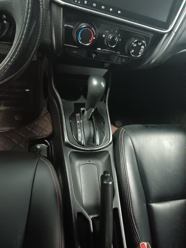 Honda Greiz 2016 1.5L CVT Classic – фото 6