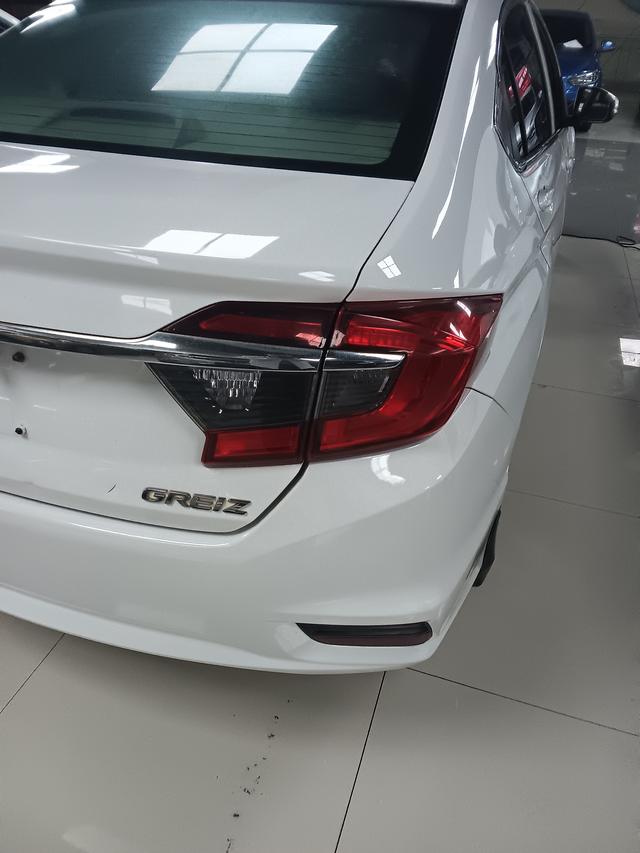Honda Greiz 2016 1.5L CVT Classic – фото 12