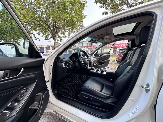Honda Accord 2018 260TURBO Elite China V – фото 4