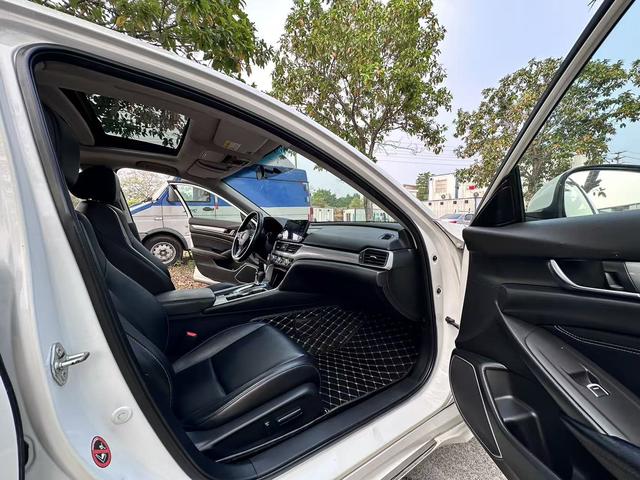 Honda Accord 2018 260TURBO Elite China V – фото 6