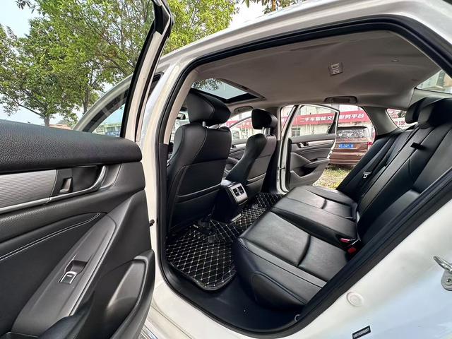 Honda Accord 2018 260TURBO Elite China V – фото 7