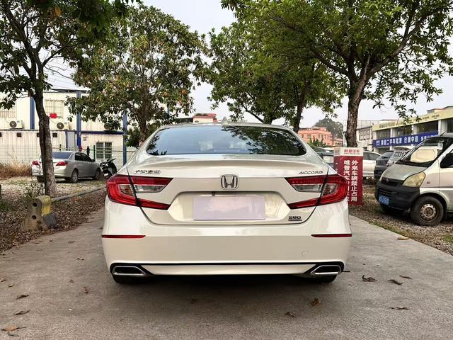 Honda Accord 2018 260TURBO Elite China V – фото 10