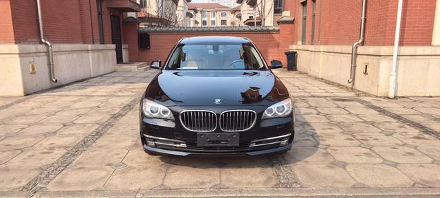 BMW 7 Series 2014 модификация 730Li Premium Enjoy – фото 2