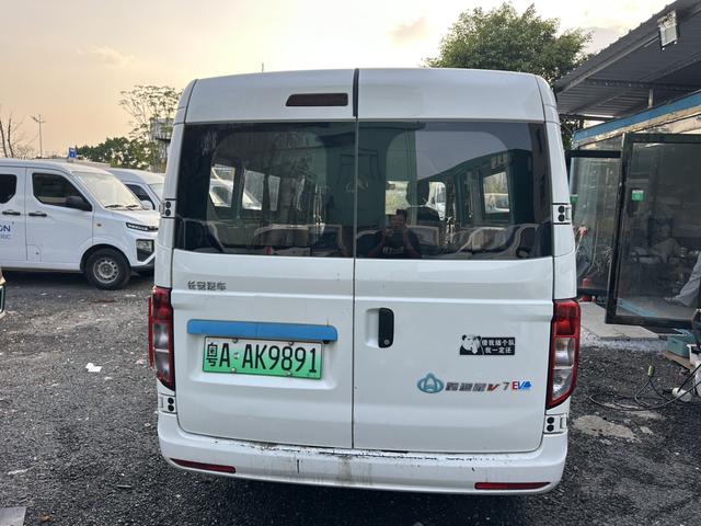 Cross Star V7 EV 2024 239km Passenger Edition Com f ort 6-Seater – фото 5